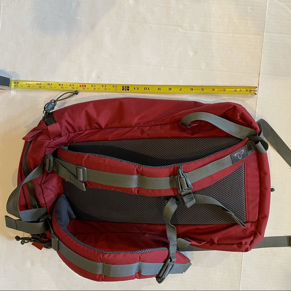 MYSTERY RANCH Red Backpack - Picture 2 of 16
